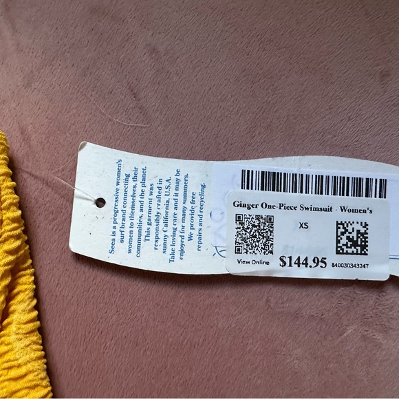 Yellow Textured Bra with Scoop Neckline - Picture 7 of 7